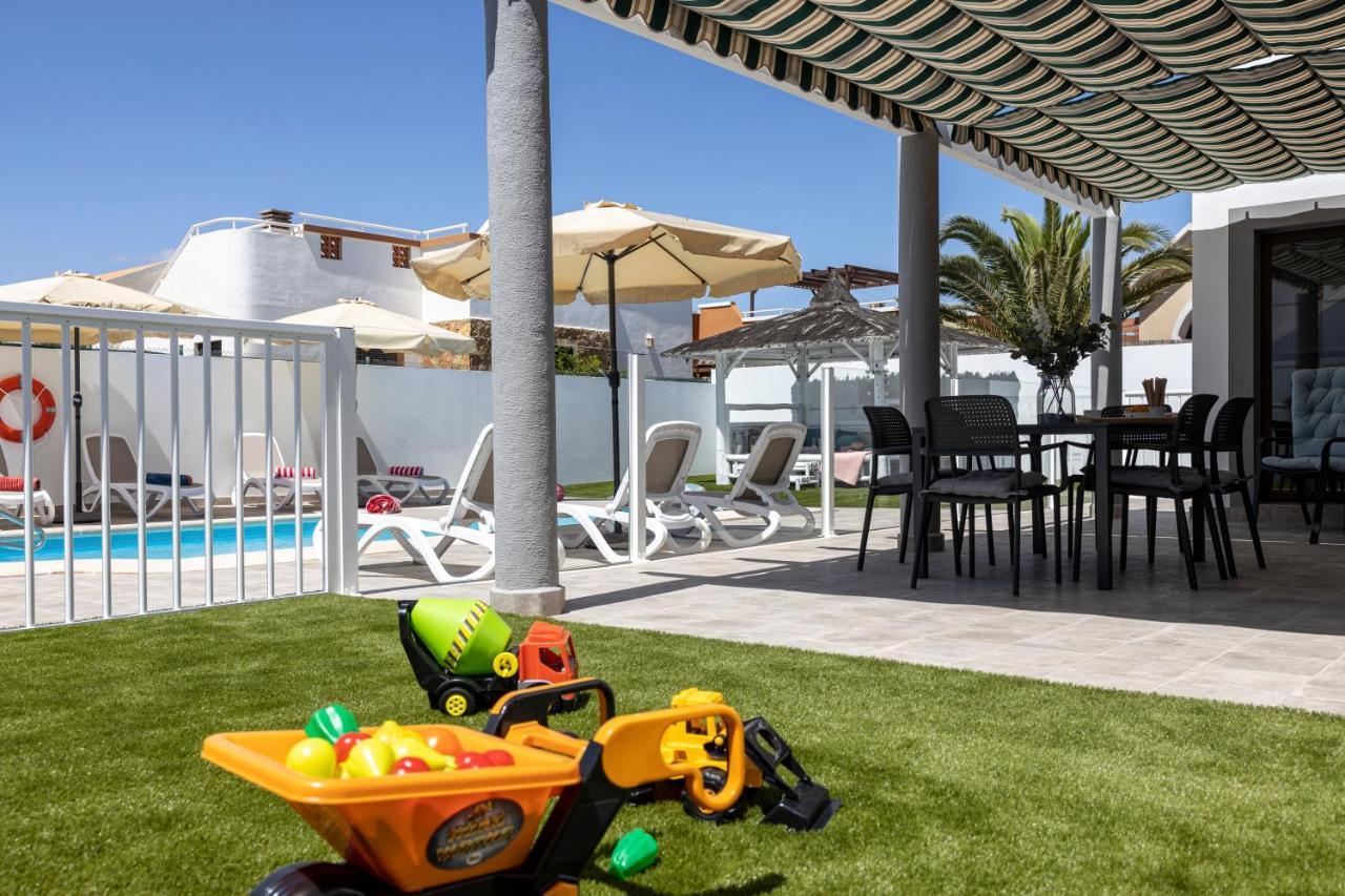 Ideal For Family Holidays, Near Beach And Golf- Casa James La Guirra Exterior foto